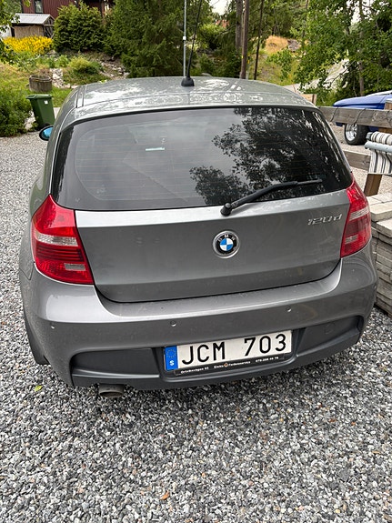 BMW 120d 3 of 5