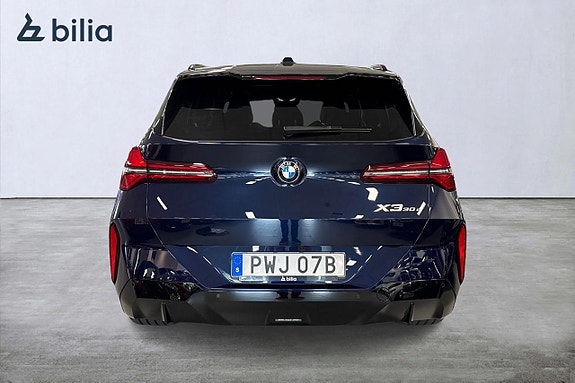 BMW X3 4 of 17