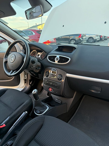 Renault Clio 3 of 5