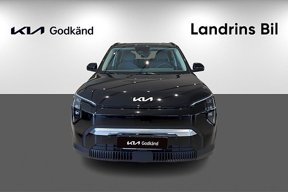 Kia EV3 2 of 15