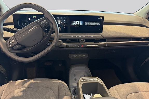 Kia EV3 7 of 15