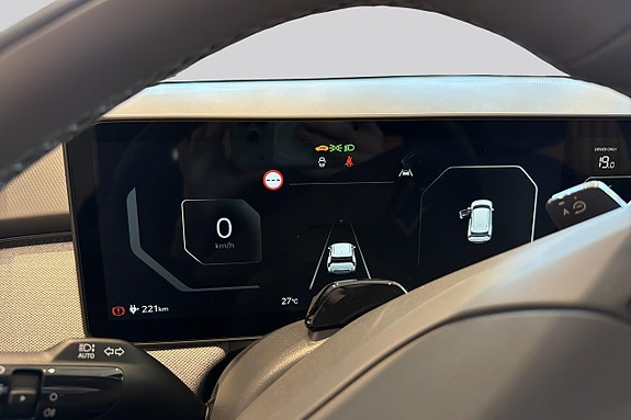Kia EV3 10 of 15