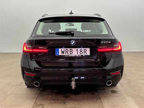 BMW 330e 5 of 5