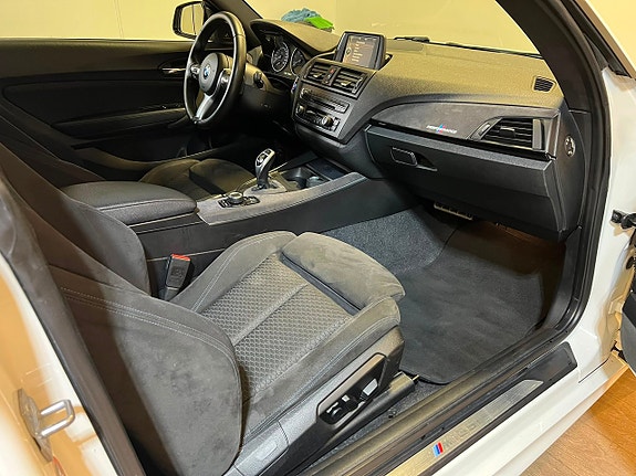 BMW M135i 16 of 24