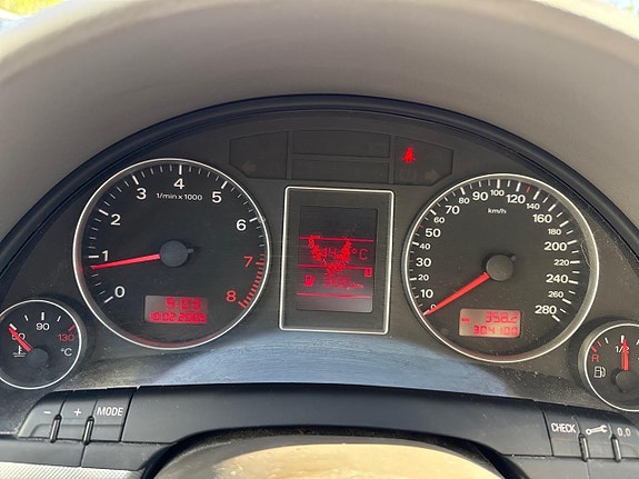 Audi A4 12 of 22