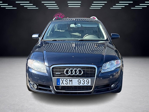 Audi A4 3 of 22