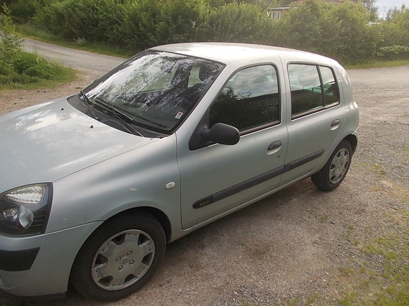 Renault Clio 4 of 5