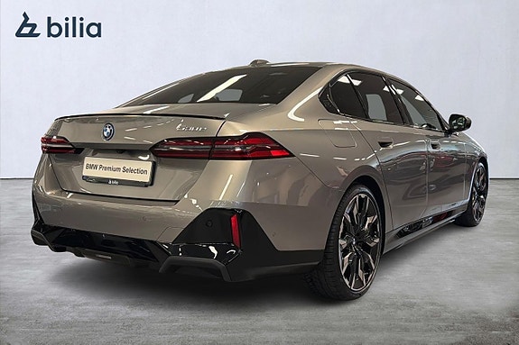 BMW 530e 17 of 18