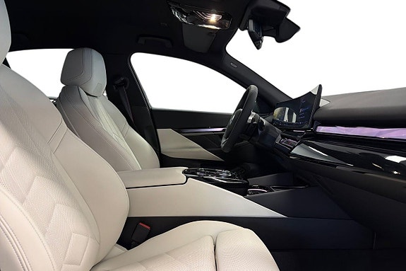 BMW 530e 6 of 18
