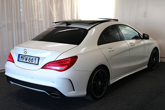 Mercedes-Benz CLA200 8 of 25