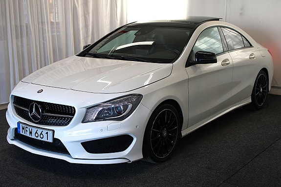 Mercedes-Benz CLA200 4 of 5