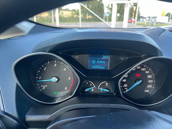 Ford C-Max 30 of 30