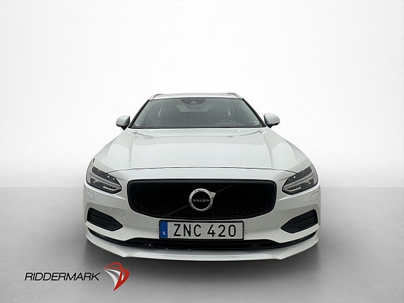 Volvo V90 2 of 5