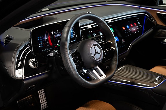 Mercedes-Benz E53 16 of 30