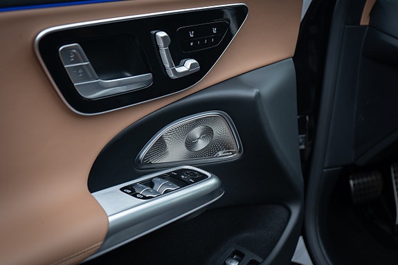 Mercedes-Benz E53 17 of 30