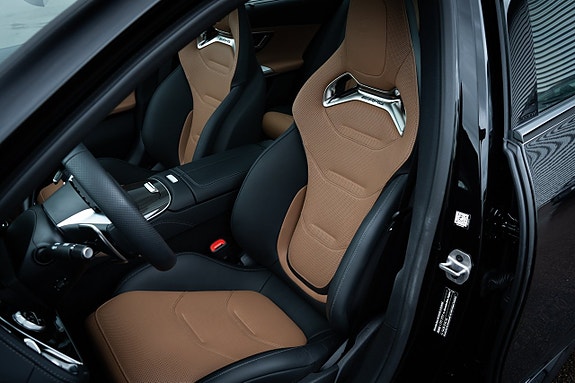 Mercedes-Benz E53 9 of 30