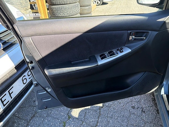 Toyota Corolla 19 of 22