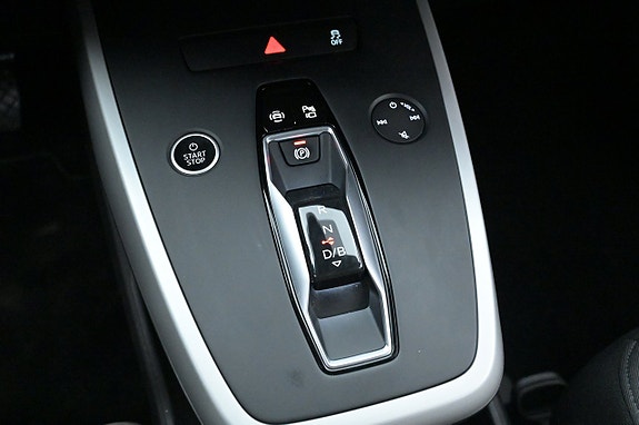 Audi Q4 e-tron 22 of 27