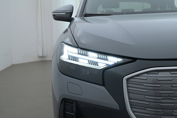 Audi Q4 e-tron 26 of 27
