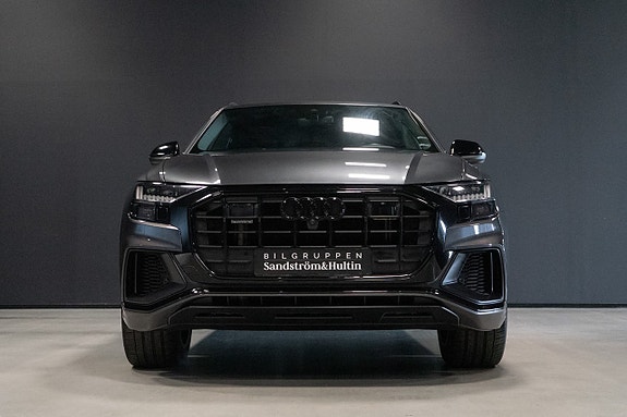 Audi Q8 7 of 19