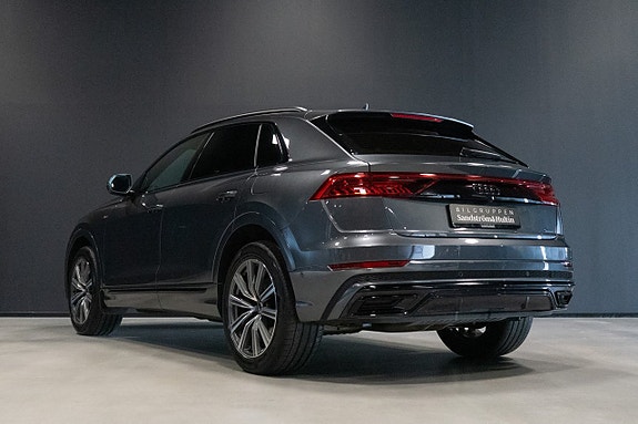 Audi Q8 4 of 19