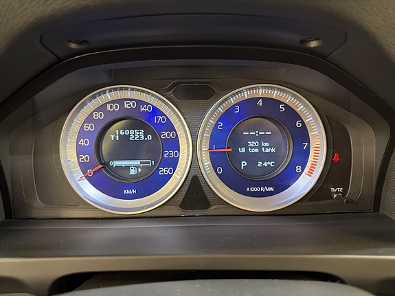 Volvo V60 22 of 25