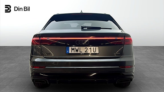 Audi Q8 5 of 26
