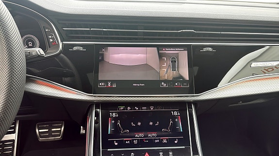 Audi Q8 10 of 26