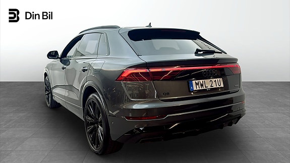 Audi Q8 3 of 26