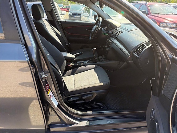 BMW 120d 27 of 29