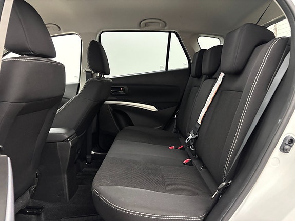 Suzuki S-Cross 13 of 21