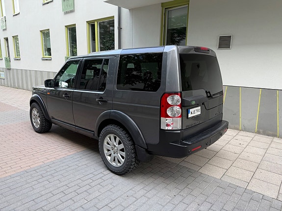 Land Rover Discovery 3 3 of 5