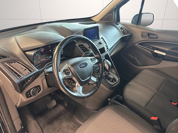 Ford Transit Connect 9 of 17