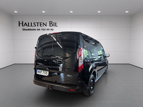 Ford Transit Connect 7 of 17