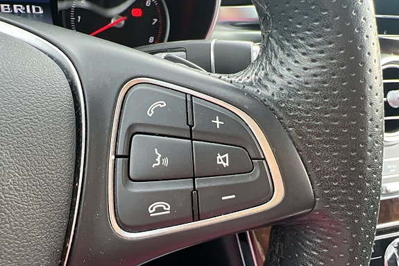 Mercedes-Benz C350 23 of 30