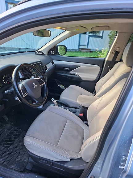 Mitsubishi Outlander 5 of 5