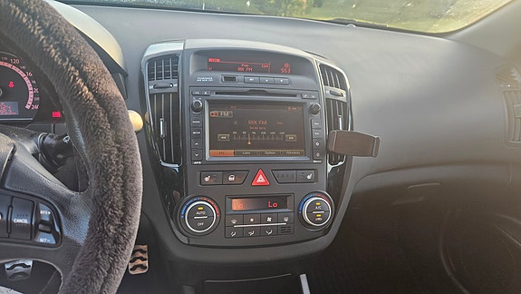 Kia Ceed 4 of 5