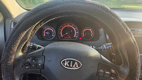 Kia Ceed 3 of 5