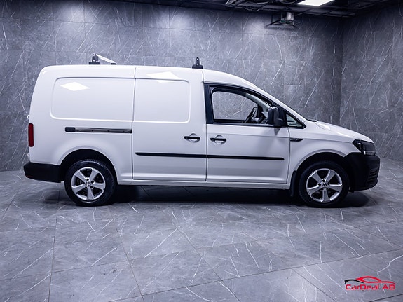 Volkswagen Caddy Maxi 4 of 5