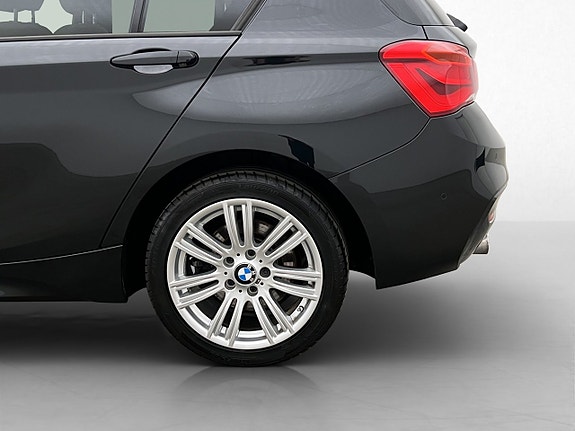 BMW 120 29 of 30