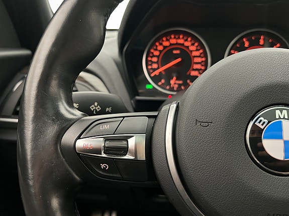 BMW 120 14 of 30