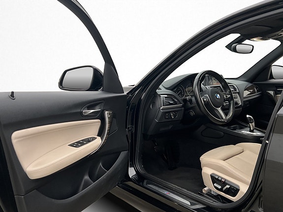 BMW 120 9 of 30