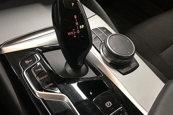 BMW 520d 26 of 30