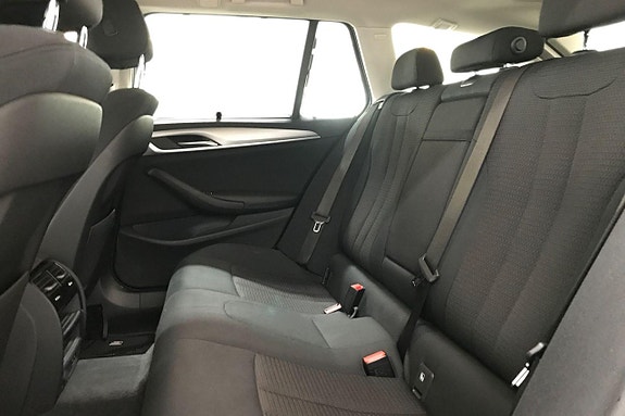 BMW 520d 14 of 30