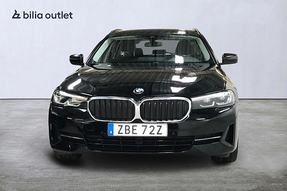 BMW 520d 3 of 5