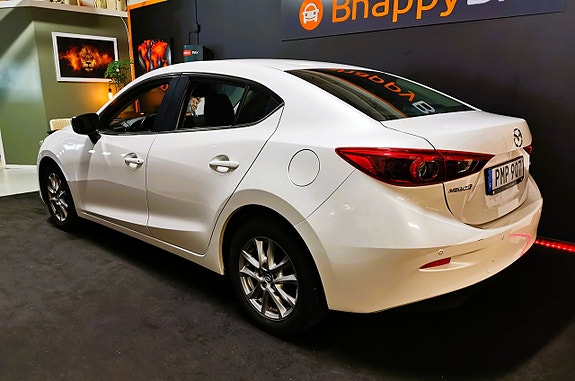 Mazda 3 5 of 5