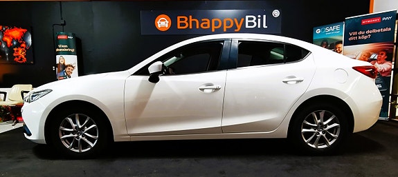 Mazda 3 4 of 5