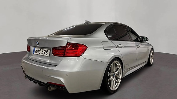 BMW 320d 5 of 5