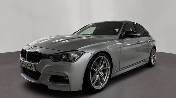 BMW 320d 9 of 17