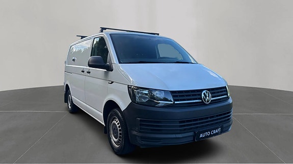 Volkswagen Transporter 3 of 5